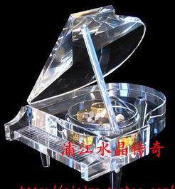 水晶八音盒 以透明音符鐫刻永恒祝福